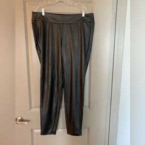 Black faux leather leggings